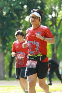 BIB: 0260, 
                            <button type="button" onclick="openModal(5122517)" class="btn btn-primary btn-sm float-right btn-popup" data-toggle="modal" data-target=".modal-high-quality">
                        <i class="fas fa-shopping-cart"></i> Add to Cart
                    </button>
                                            <button type="button" onclick="isThisMe(5122517, true)" class="btn btn-success btn-sm float-right btn-popup btn-isme hidden" data-toggle="tooltip" data-placement="bottom" title="นี่คือรูปของคุณใช่ไหม คลิกที่นี่เพื่อเอาเข้าอัลบั้ม">
                        <i class="fas fa-plus"></i> Add to album
                    </button>
                    <button type="button" onclick="isThisMe(5122517, false)" class="btn btn-warning btn-sm float-right btn-popup btn-isnotme hidden">
                        <i class="fas fa-ban"></i> Remove from album
                    </button>